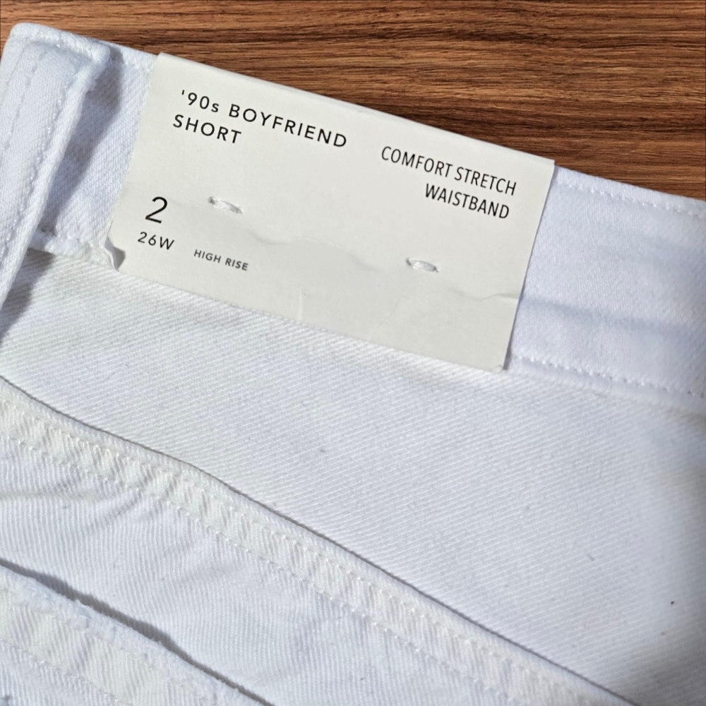 American Eagle White Distressed 90s Boyfriend Denim Shorts NWT - Picture 4 of 8